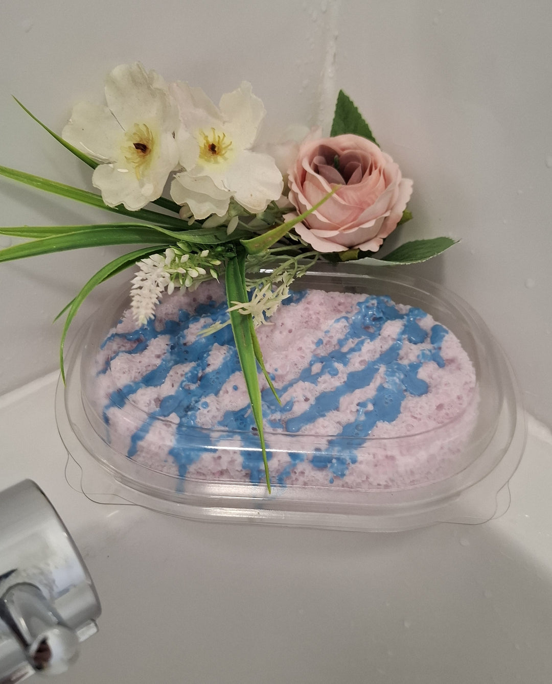 Bubblegum fragrance soap sponge by BubbleShop with a sweet candy scent and soft whipped texture