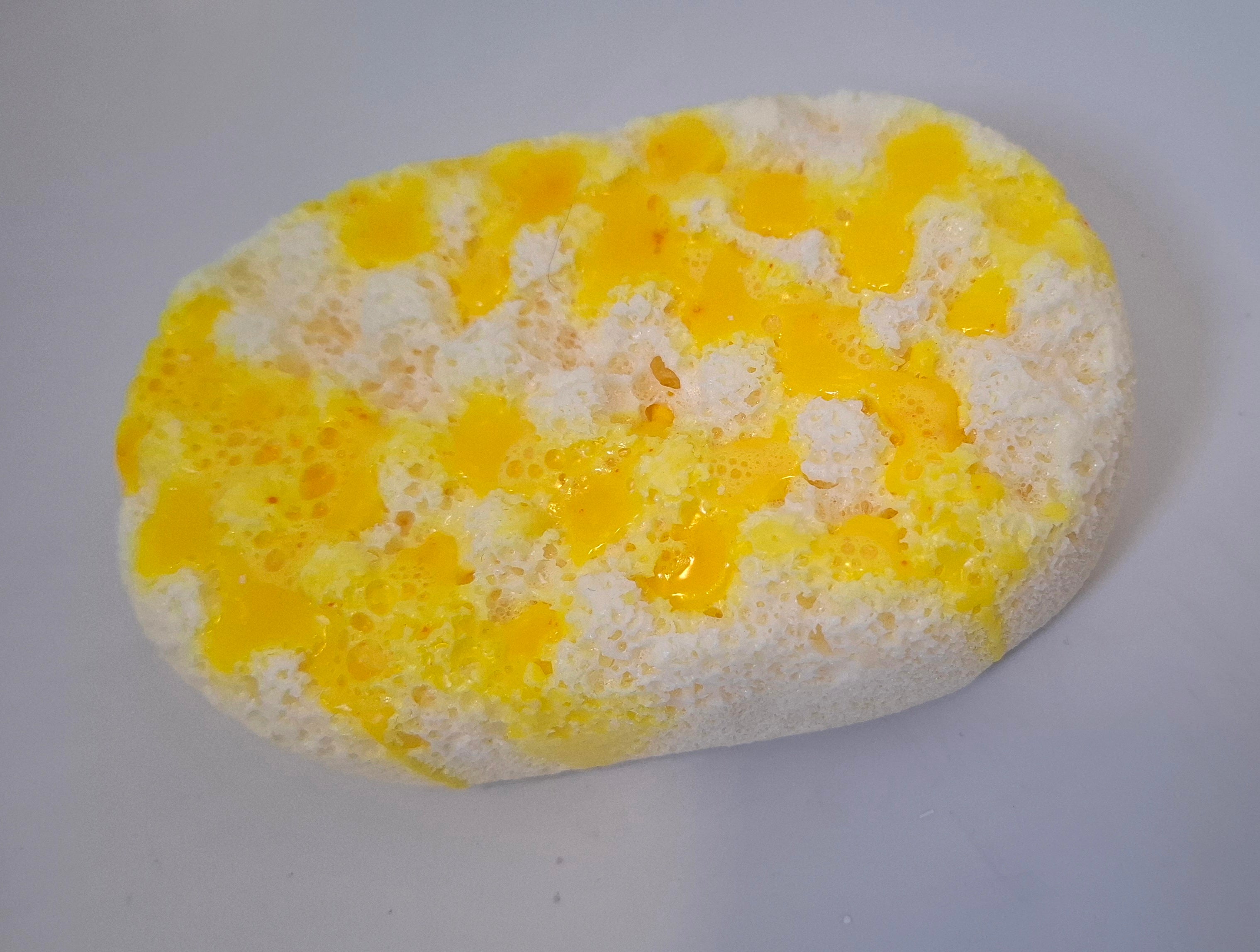 Daisy inspired fragrance soap sponge with fresh floral scent 