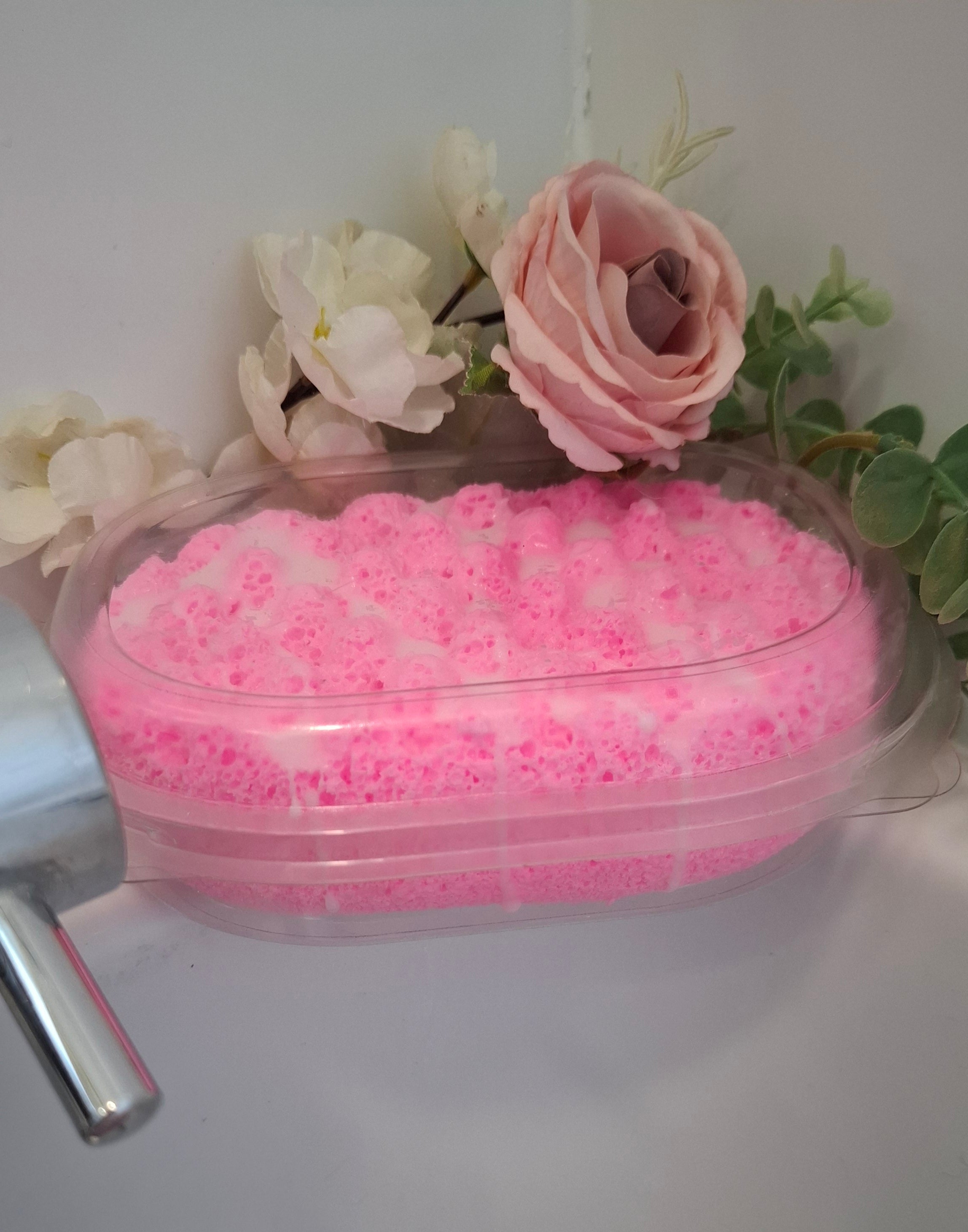 pink cloud fragrance soap sponge by BubbleShop with soft pastel colours in clam shell